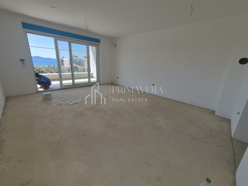 Thumbnail 6357713 - 3