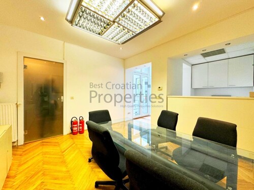 CENTAR – POSLOVNI PROSTOR NA 1. KATU, LIFT, ODLIČNA LOKACIJA