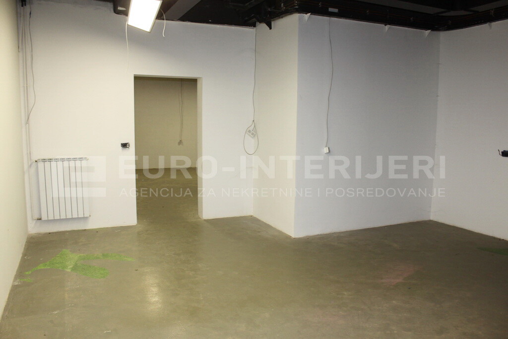 Image 6357853 - 7