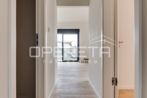 Thumbnail 6358054 - 8