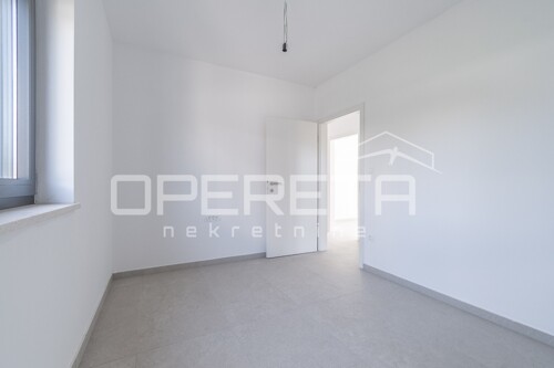 Thumbnail 6358059 - 5