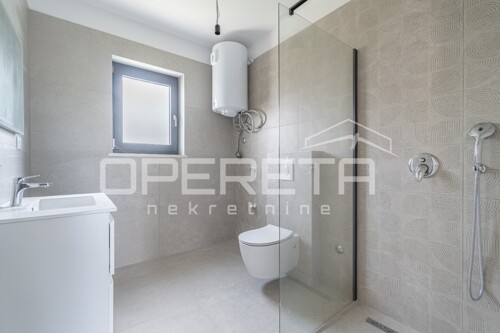 Thumbnail 6358060 - 13