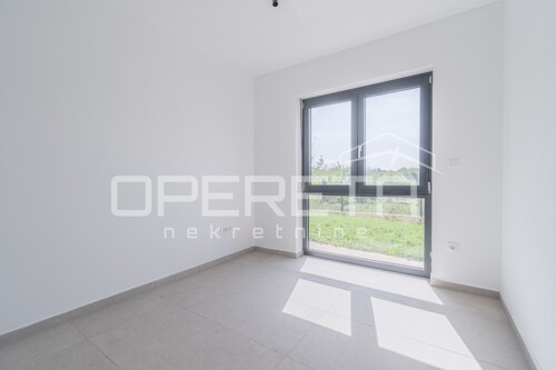 Thumbnail 6358061 - 14