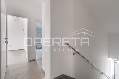 Thumbnail 6358062 - 8