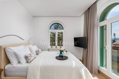 Thumbnail 6358077 - 12