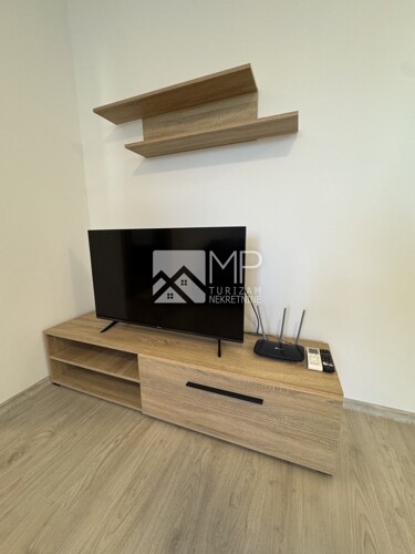 Thumbnail 6358081 - 5