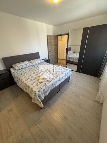 Thumbnail 6358081 - 12