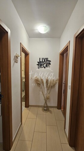 Thumbnail 6358082 - 11