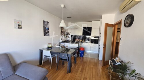 Thumbnail 6358082 - 4