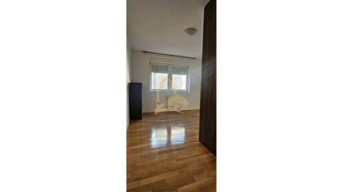 Thumbnail 6358086 - 9