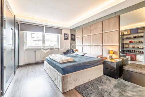 Thumbnail 6358114 - 4