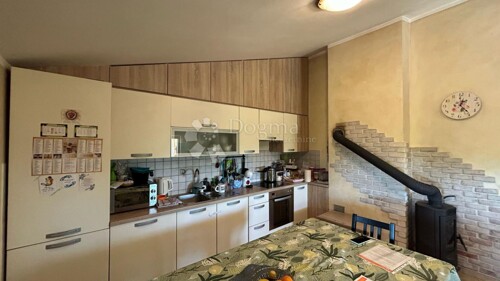 Thumbnail 6358119 - 3