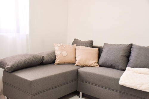 2 stana 34m2 + 60 m2, 600 m od mora