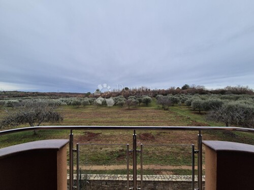 Thumbnail 6358122 - 14