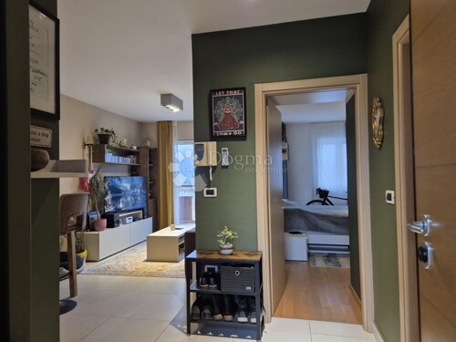 Osunčan stan u Rovinjskom Selu