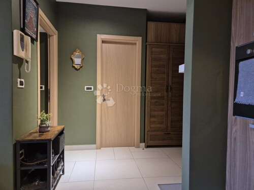 Thumbnail 6358122 - 8