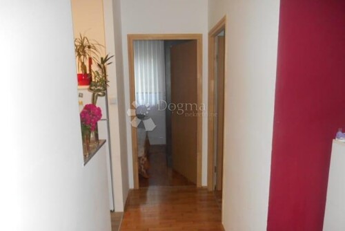 Thumbnail 6358127 - 3