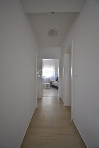 Thumbnail 6358134 - 13