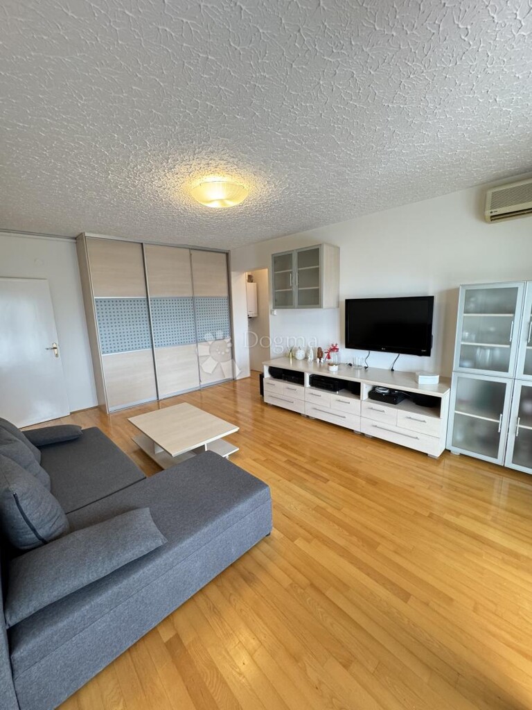 Image 6358137 - 2