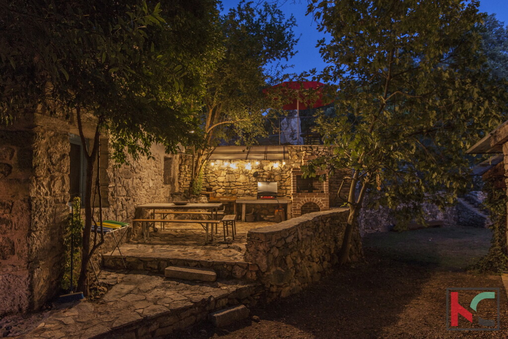 Image 6358161 - 4