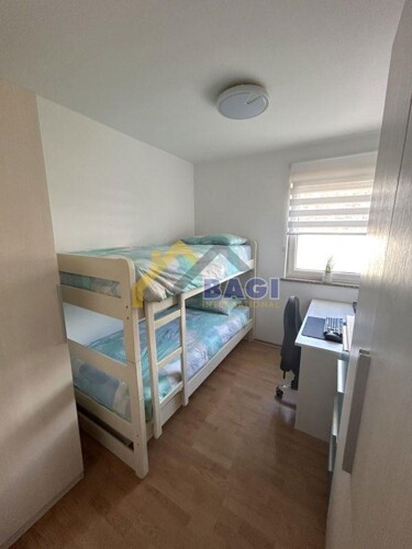 Thumbnail 6358167 - 3