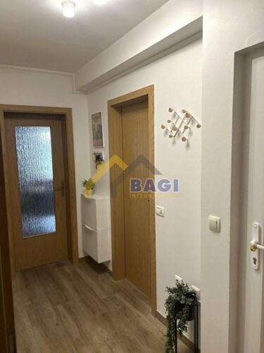 Thumbnail 6358167 - 9