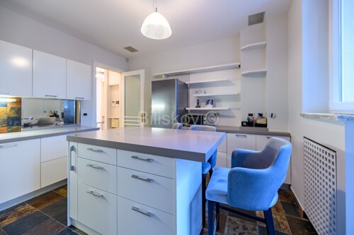 Thumbnail 6358208 - 12