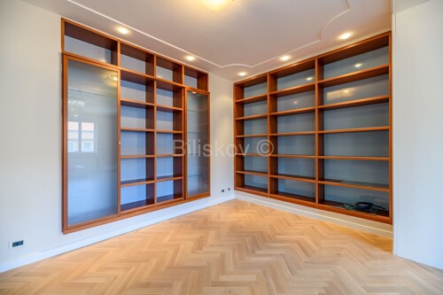 Thumbnail 6358208 - 5