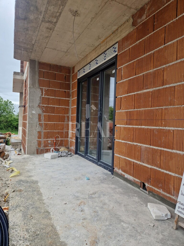 Image 6358250 - 11