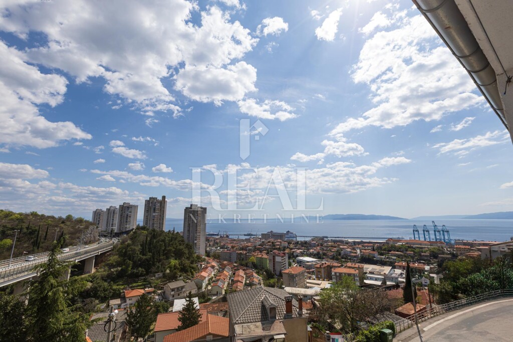 Image 6358253 - 24
