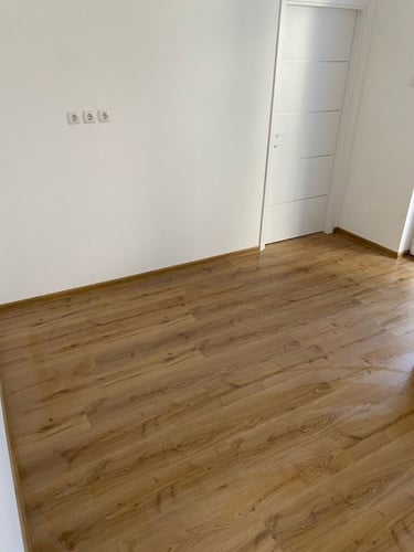 Najam: Zagreb-Vrbik, novoadaptiran 3S stan 70m2,odlična lokacija