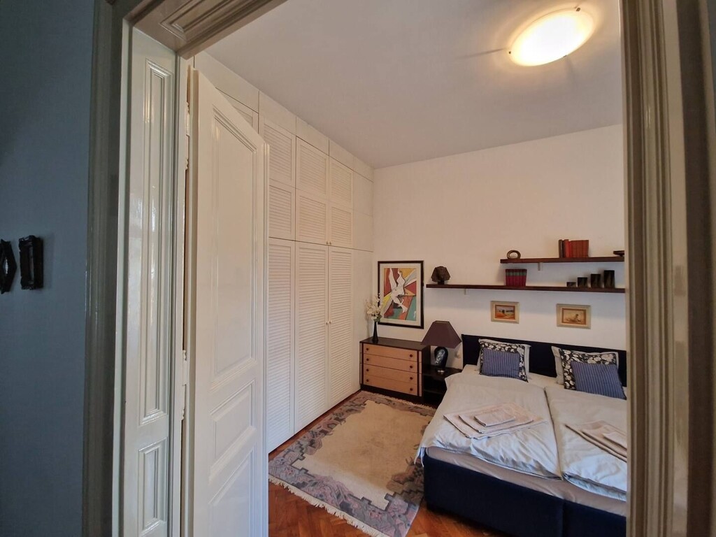 Image 6358285 - 9