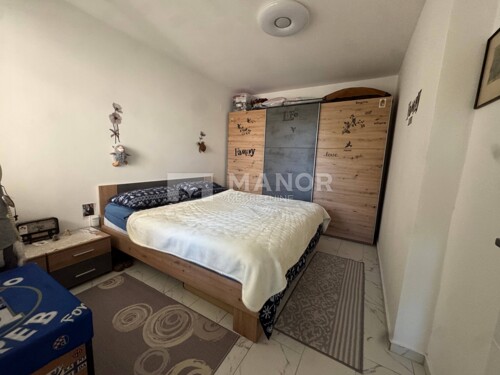 Thumbnail 6358303 - 6