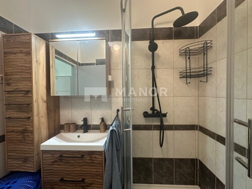 Thumbnail 6358308 - 12