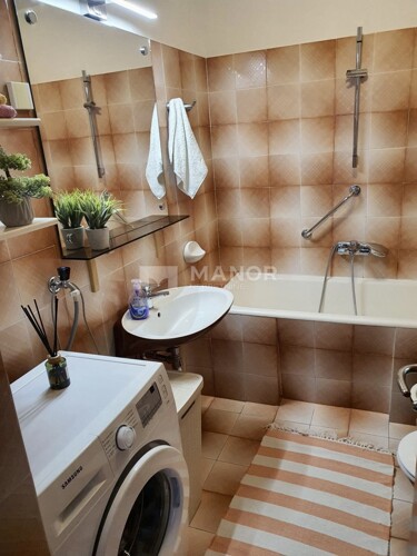 Thumbnail 6358312 - 10