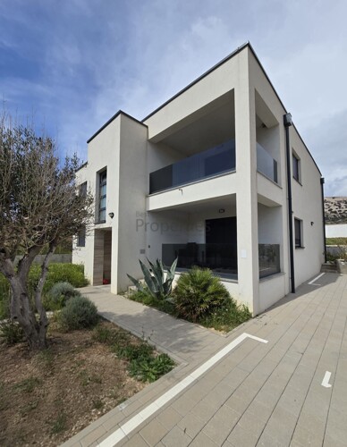 Thumbnail 6358350 - 13