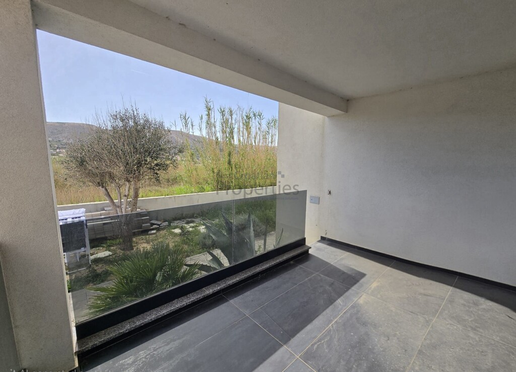 Image 6358350 - 11