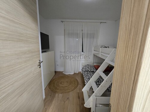 Thumbnail 6358350 - 8