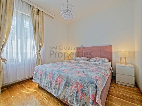 Thumbnail 6358352 - 9