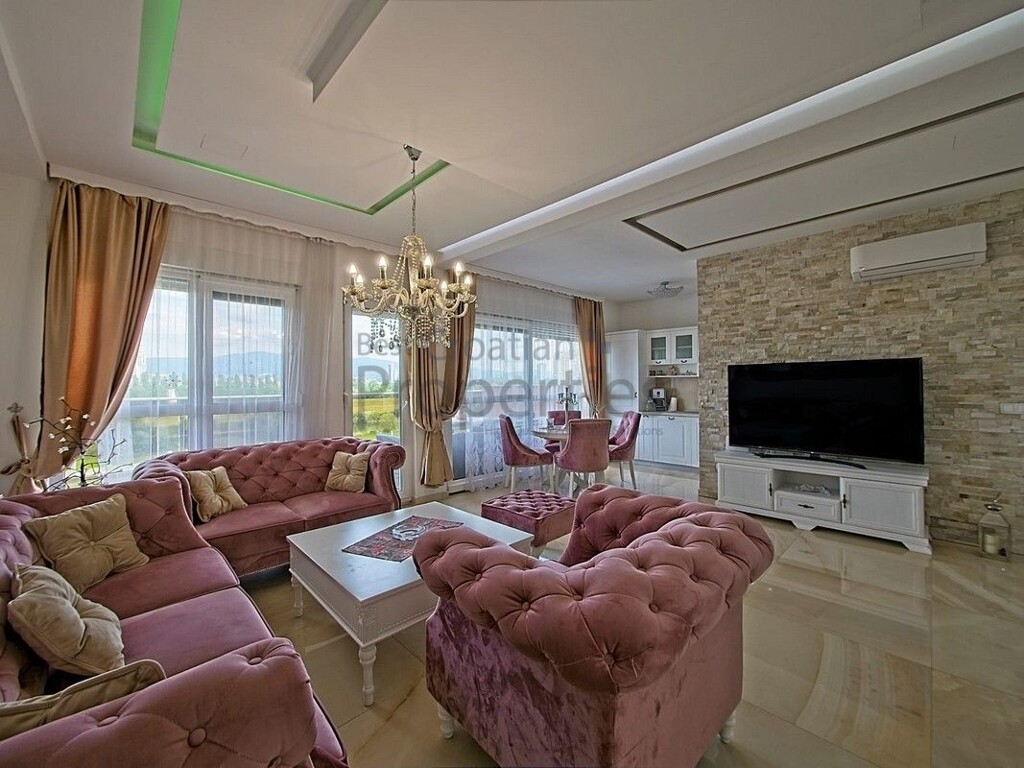 Image 6358353 - 1