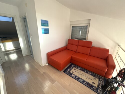 Thumbnail 6358386 - 3