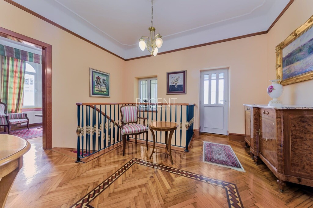 Image 6358393 - 4