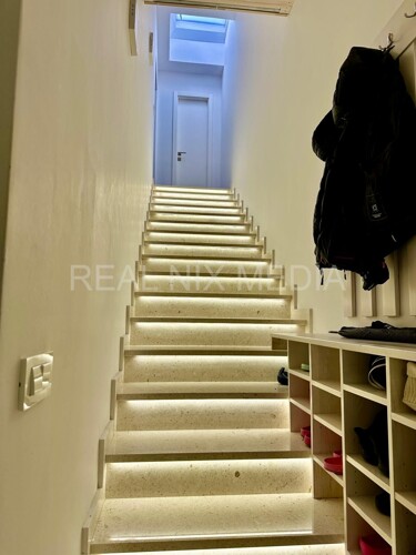 Thumbnail 6358397 - 15