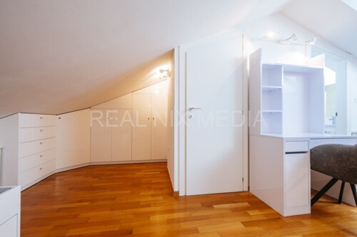 Thumbnail 6358398 - 18