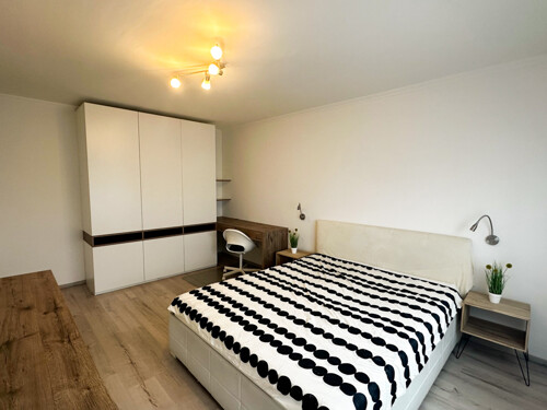 Thumbnail 6358445 - 5