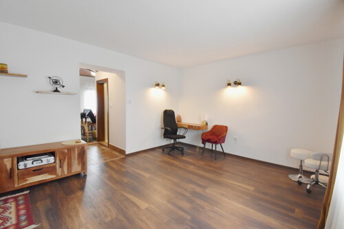 Thumbnail 6358450 - 3