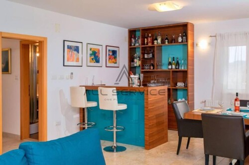 Thumbnail 6359323 - 8