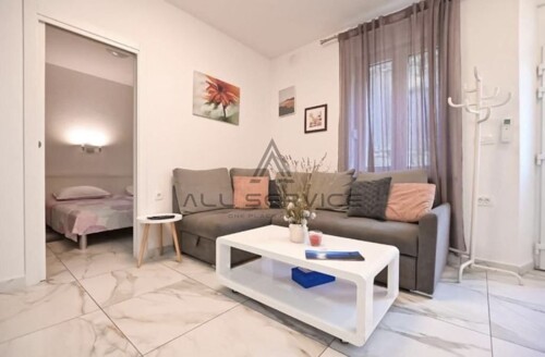 Thumbnail 6359325 - 8