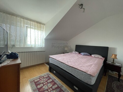 Thumbnail 6359381 - 9