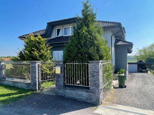 VRBOVEC : PREDIVNA KUĆA 315M2 + DUPLA GARAŽA + VRT